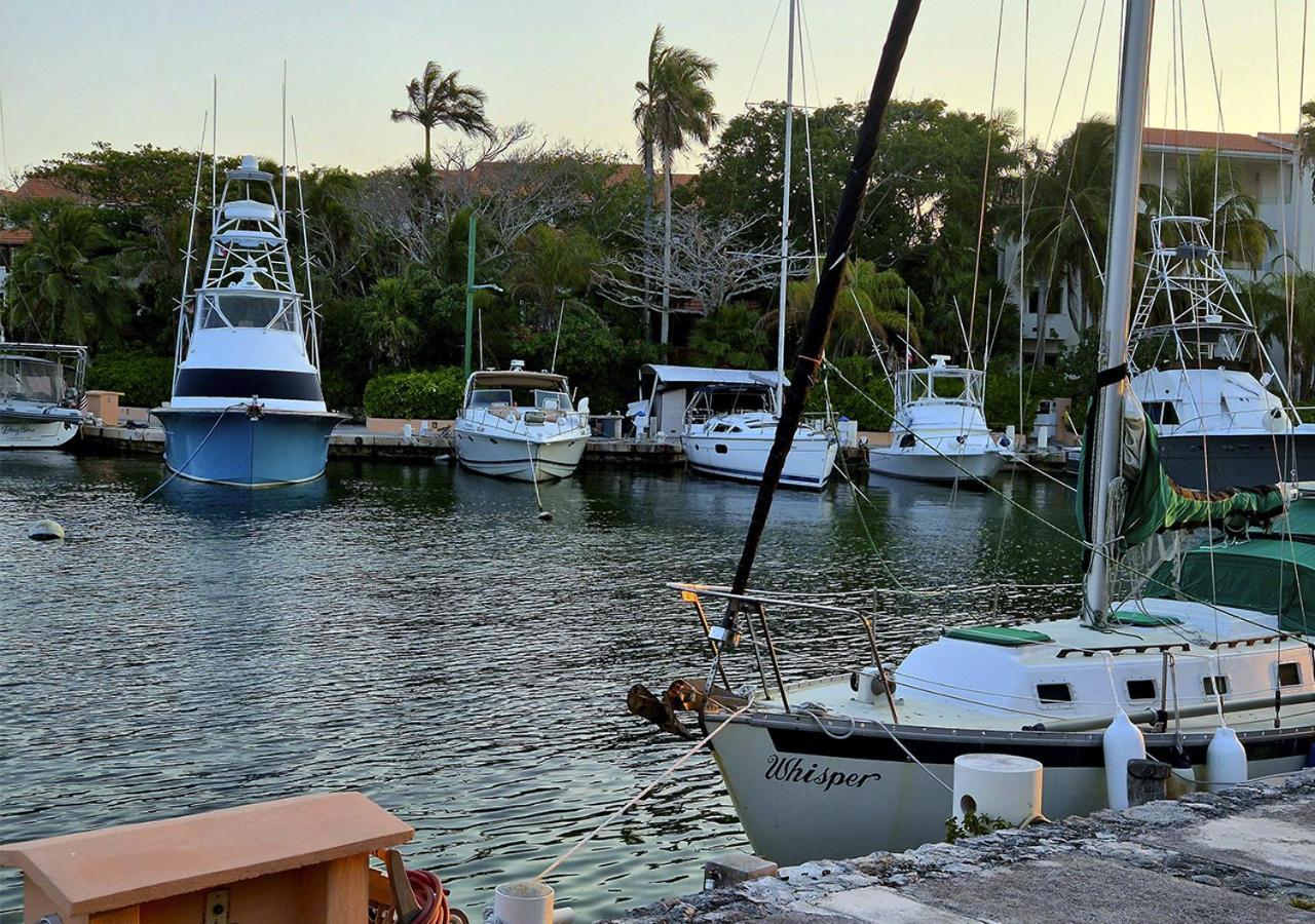 High-End Waterfront Condo At Secrets Waters Puerto Aventuras Luaran gambar
